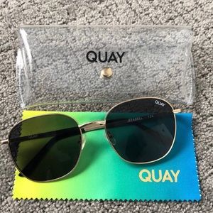 Quay Jezabell Sunglasses